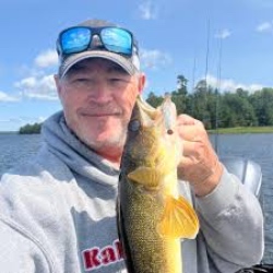 Episode 10 – Midsummer Walleye Tactics with Wade Watson